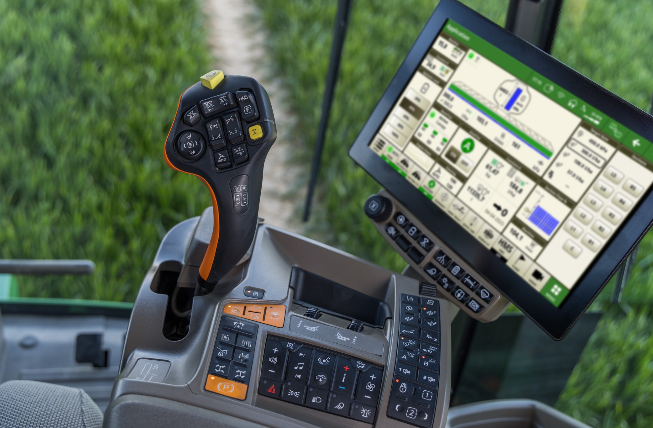 Prim plan al CommandCenter™ G5Plus