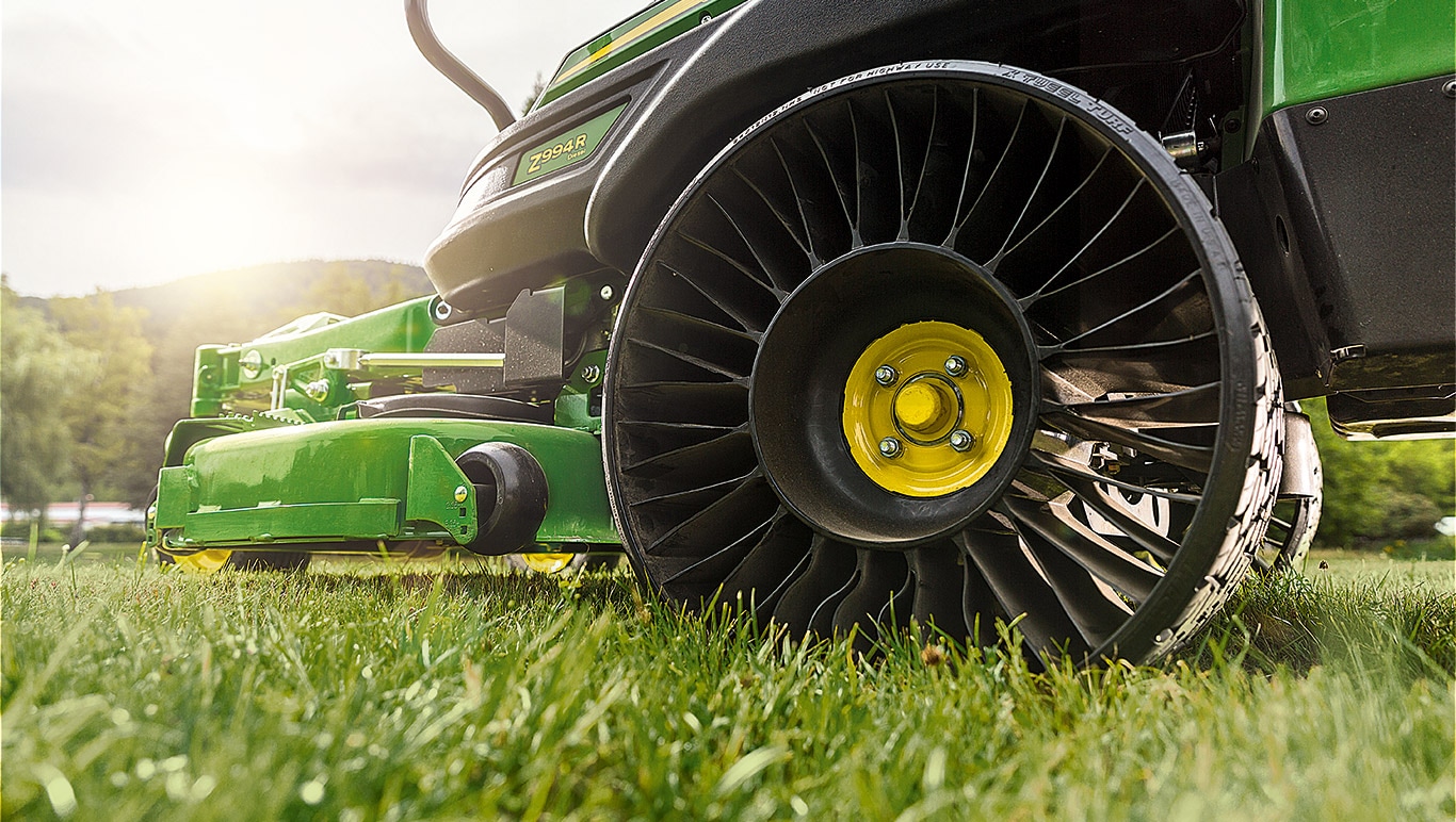 Discover Michelin X Tweel Turf Airless Radial Tires