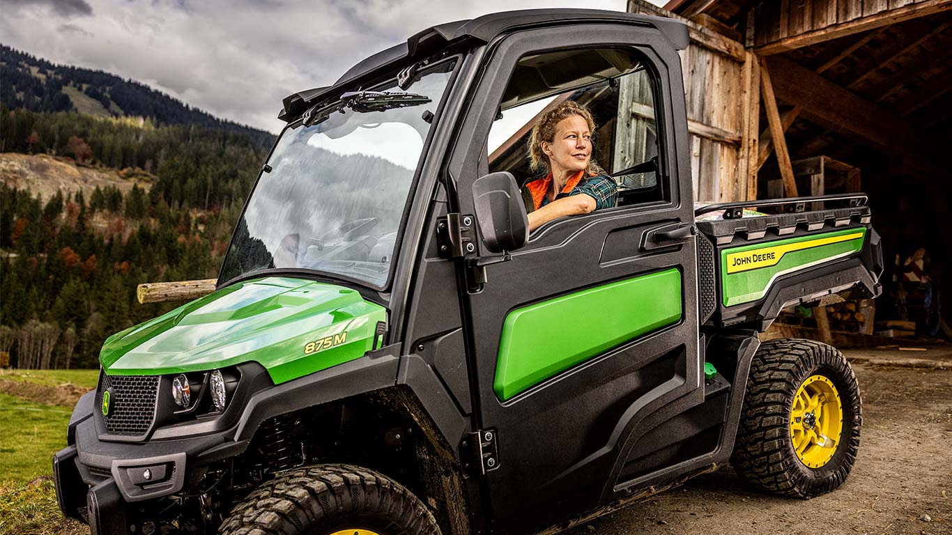 Vehicule utilitare Gator, XUV865M, Cabină modernă