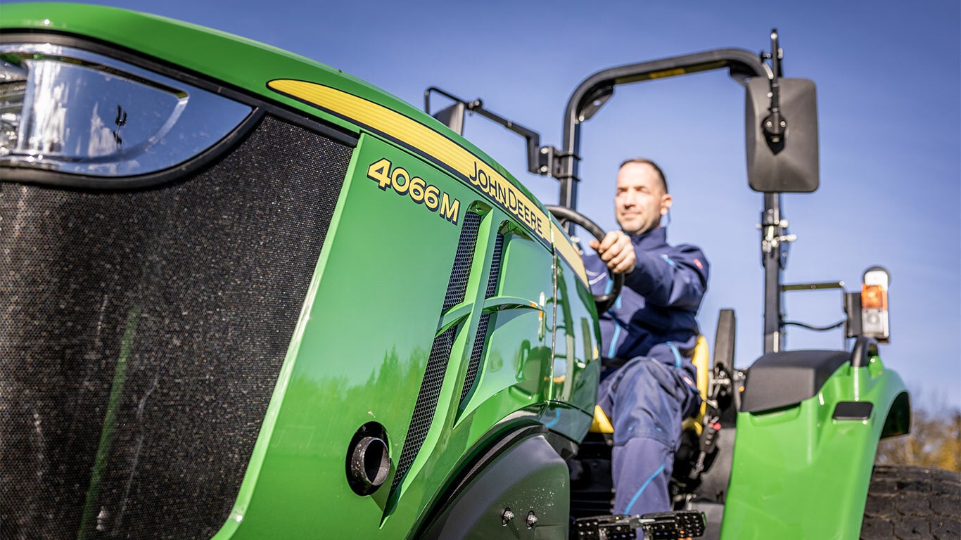 SUBSTITUENT TEXT ALTERNATIV